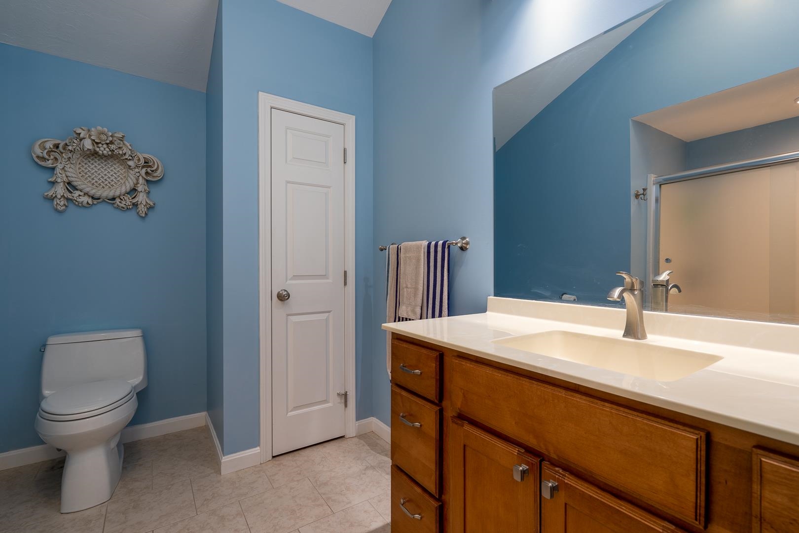46 Dinsmoor Point Road Gilford, NH 03249 - Photo 27 of 40