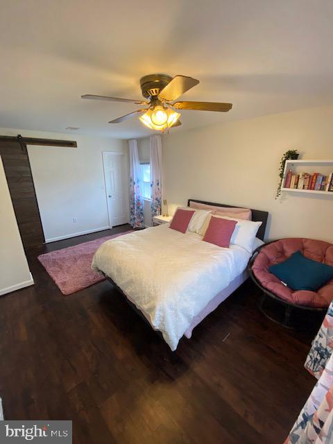 7813 Elizabeth Road Pasadena, MD 21122 - Photo 7 of 19 Owners Bedroom 2