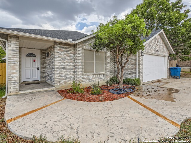 7122 Teton Ridge San Antonio, TX 78233 - Photo 4 of 32