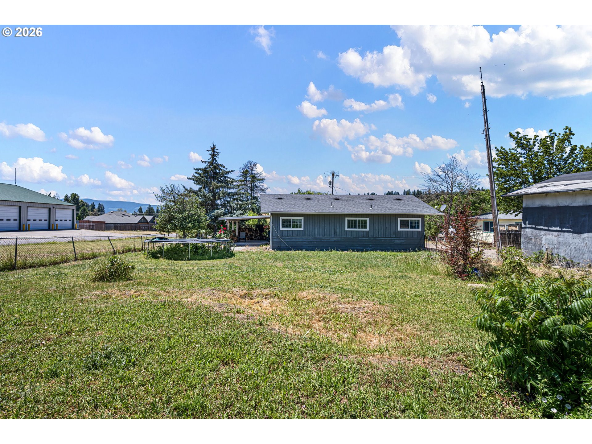 402 D Street Lowell, OR 97452 - Photo 27 of 32