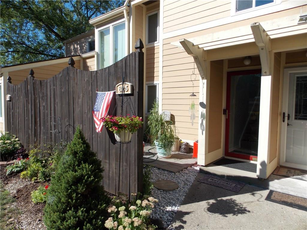 625 Cobblestone Road, Unit 2 Avon, IN 46123 - Photo 1 of 24 Gallery Image 1
