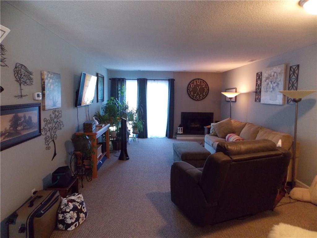 625 Cobblestone Road, Unit 2 Avon, IN 46123 - Photo 6 of 24 Gallery Image 6