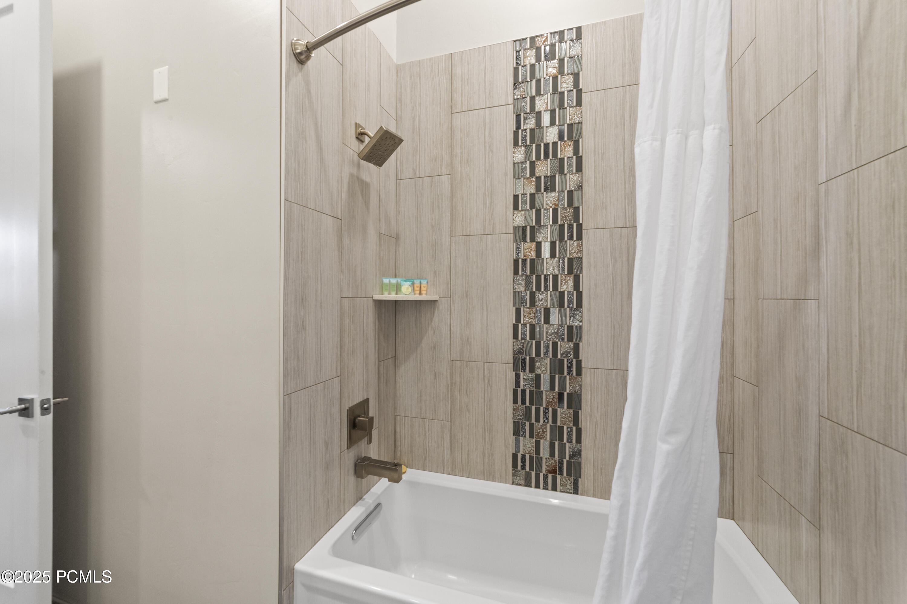 2331 Mesa Road, Unit D12 Moab, UT 84532 - Photo 16 of 46