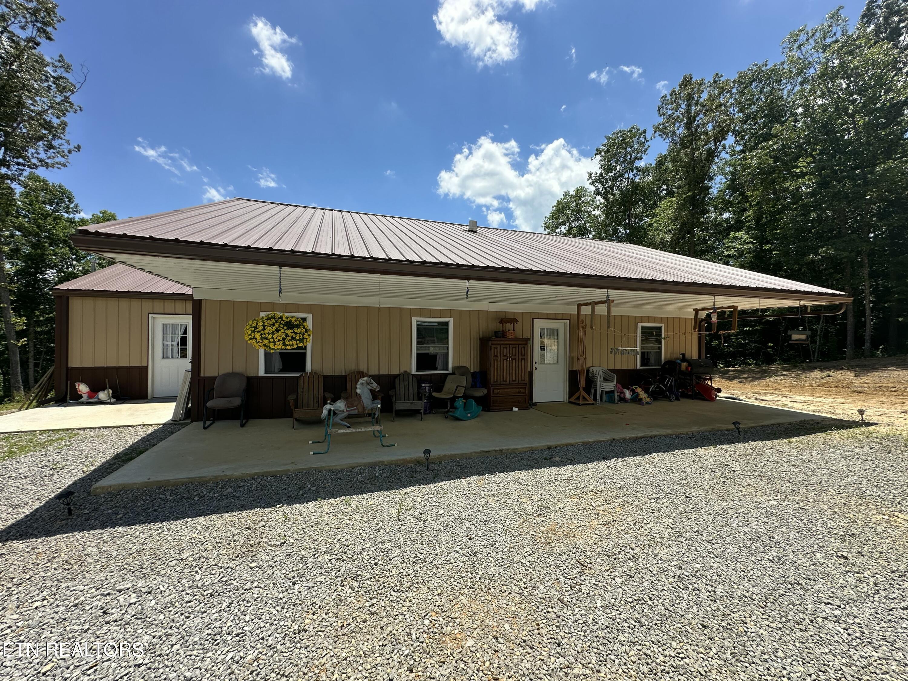 1561 Coon Hollow Road Deer Lodge, TN 37726 - Photo 7 of 48 IMG_2140