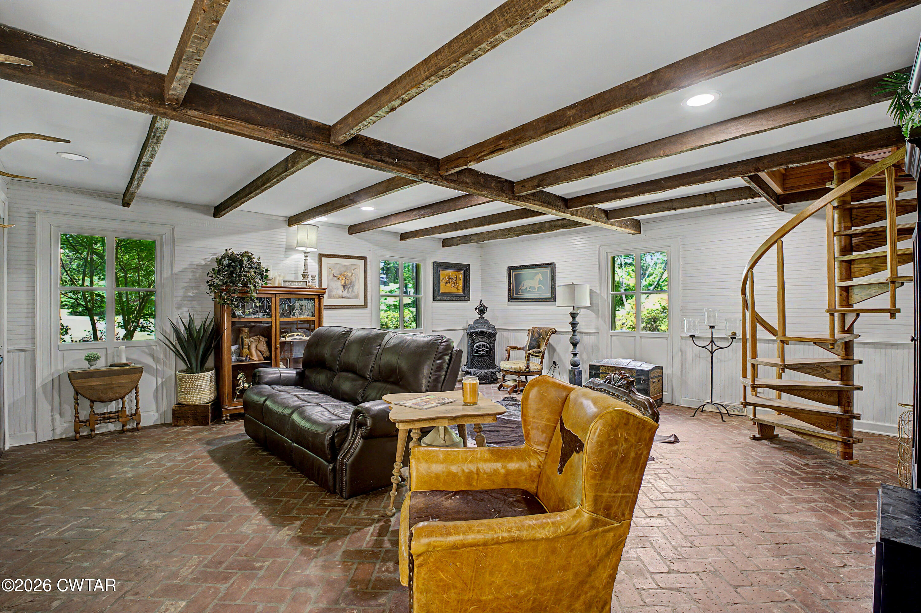 258 Old Humboldt Road Jackson, TN 38305 - Photo 17 of 54 Den 1