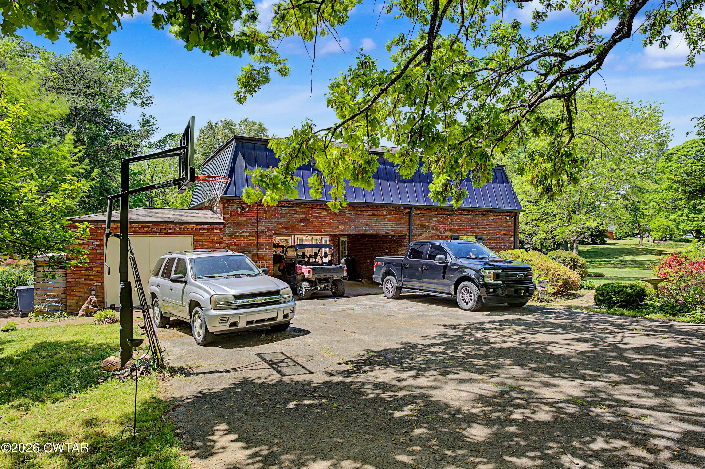 258 Old Humboldt Road Jackson, TN 38305 - Photo 6 of 54 Side