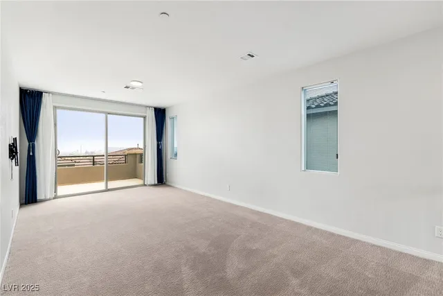 $3,395 | 106 Badwater Basin Street, Las Vegas, NV 89138