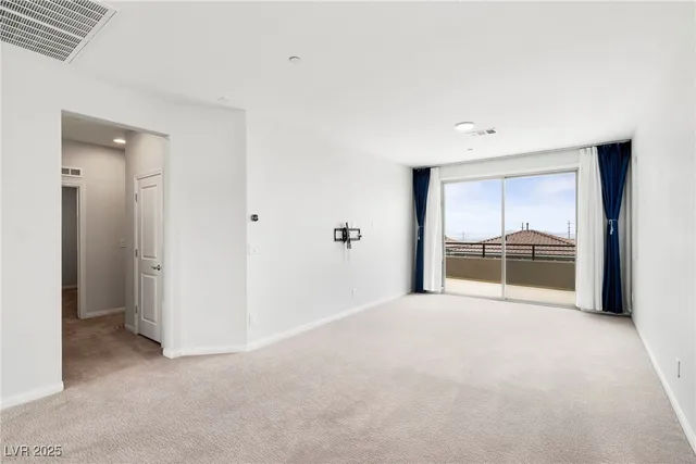 $3,395 | 106 Badwater Basin Street, Las Vegas, NV 89138