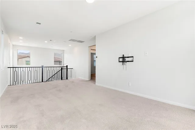$3,395 | 106 Badwater Basin Street, Las Vegas, NV 89138