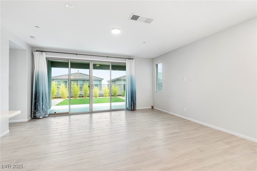 106 Badwater Basin Street Las Vegas, NV 89138 - Photo 10 of 39