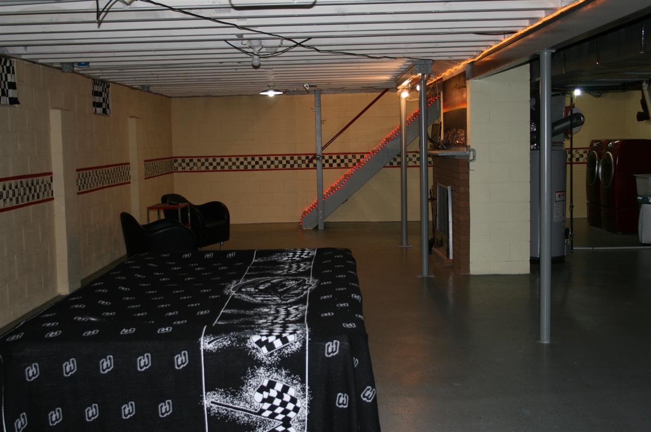 5466 Calkins Road Flint, MI 48532 - Photo 21 of 28 Basement