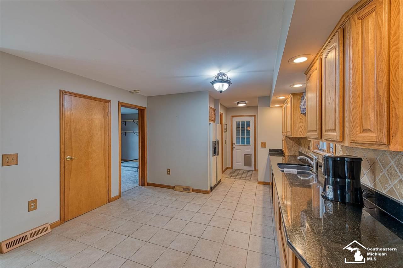 7696 War Road Newport, MI 48166 - Photo 6 of 47 50072049-5.JPG