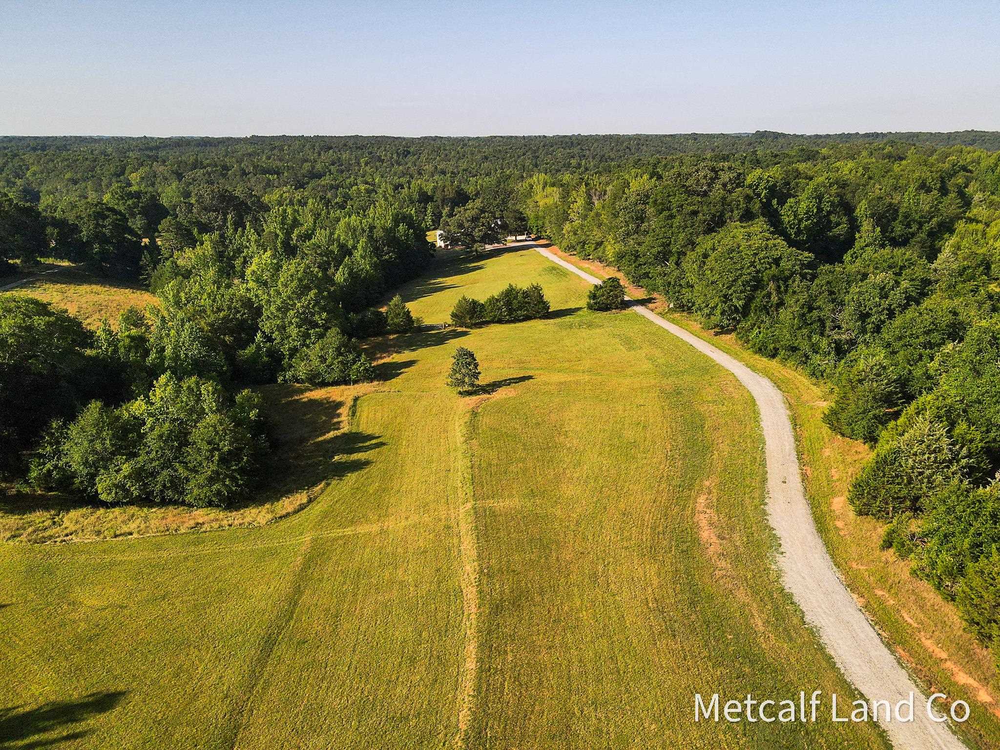 1461 Harrelson Road Pauline, SC 29374 - Photo 3 of 36
