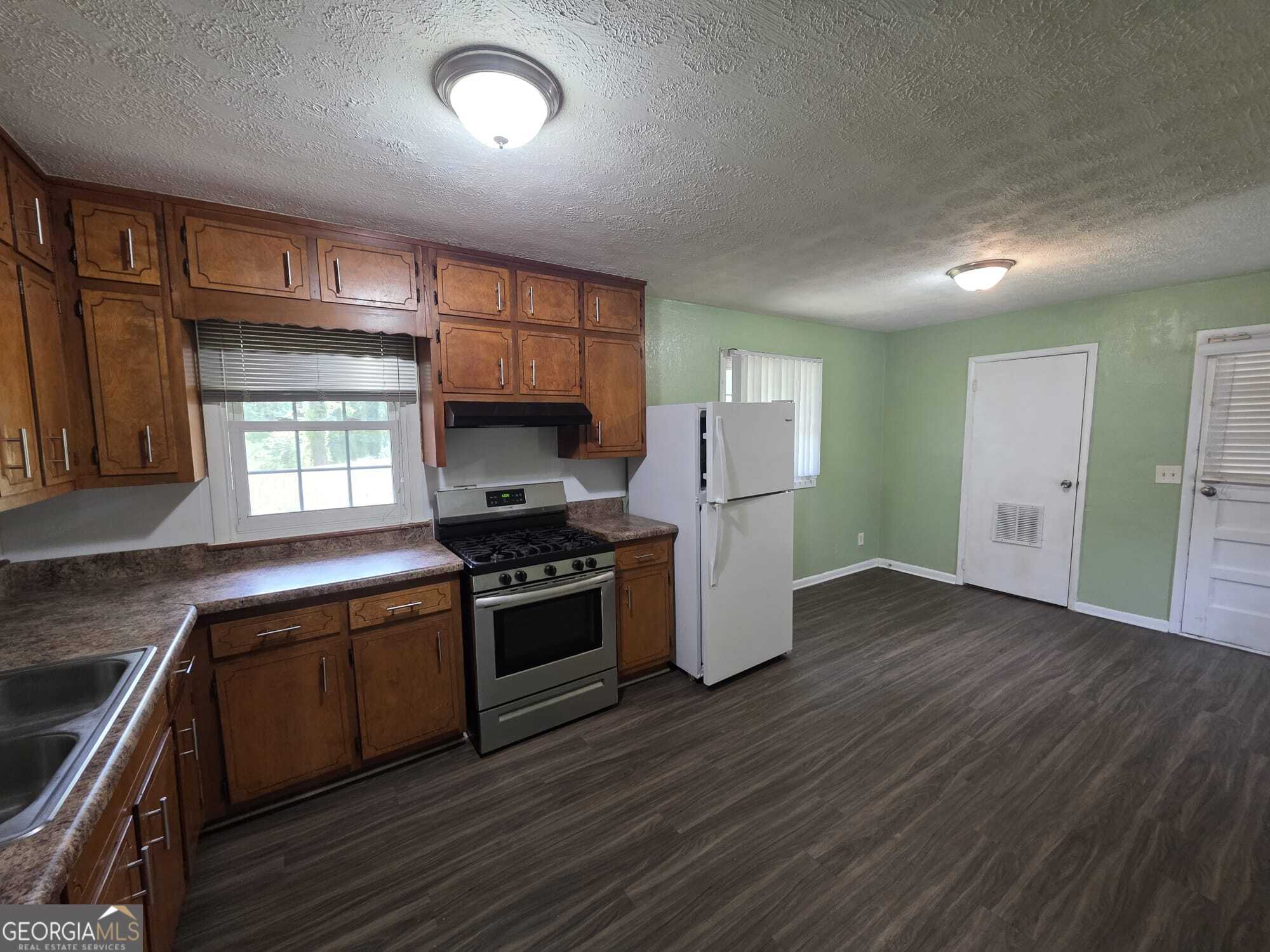 707 Battle Creek Road Jonesboro, GA 30236 - Photo 6 of 18