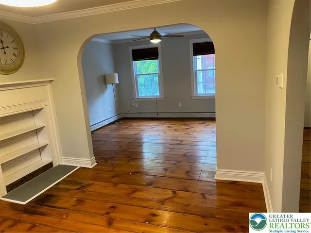 $2,580 | 515 Ferry Street, Easton, PA 18042