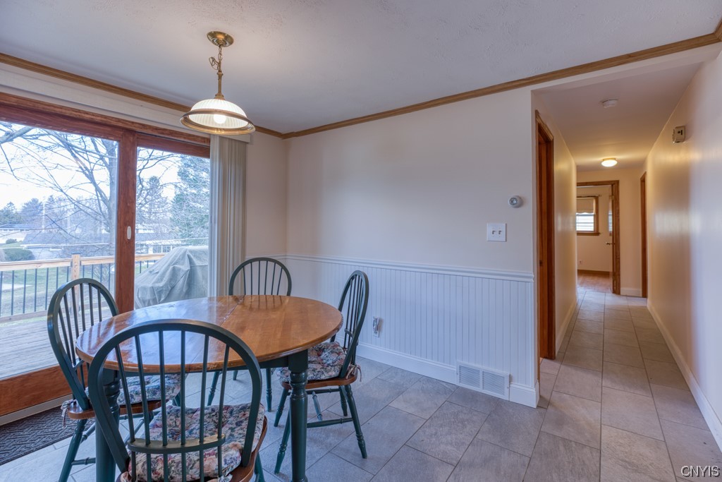 108 Blackmore Road Camillus, NY 13031 - Photo 25 of 39