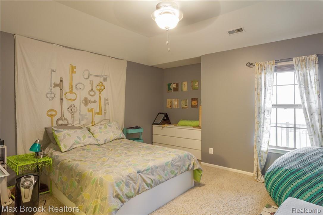 11750 Farmington Road, Unit 36 Livonia, MI 48150 - Photo 17 of 28 IMG_3258.JPG