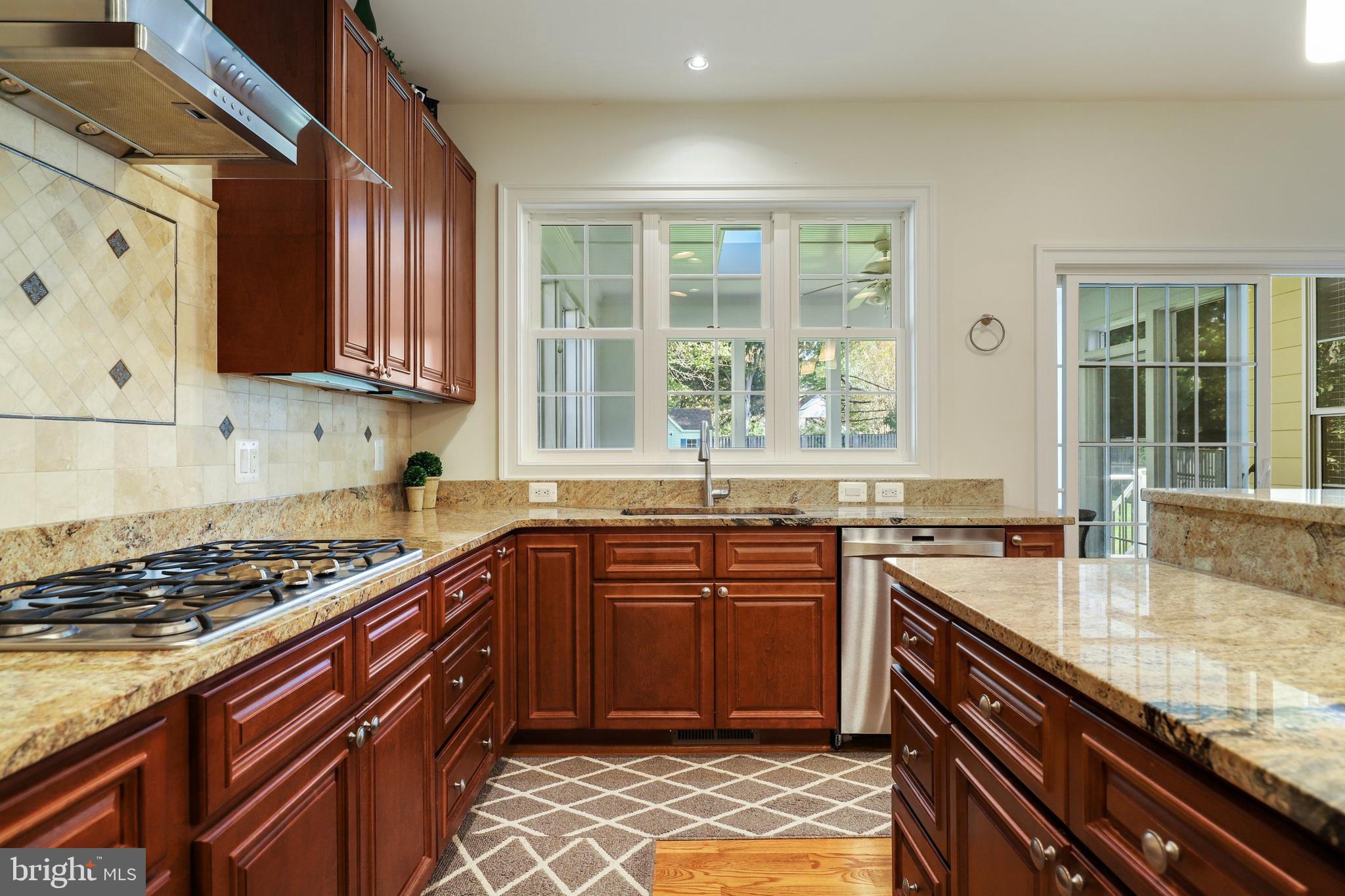 2907 Meadow View Road Falls Church, VA 22042 - Photo 11 of 50 Gallery Image 11