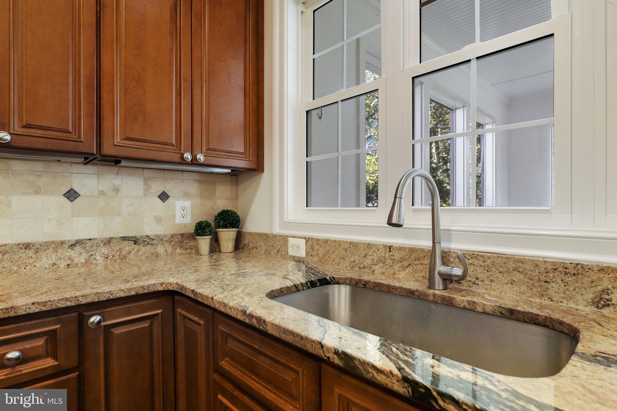 2907 Meadow View Road Falls Church, VA 22042 - Photo 13 of 50 Gallery Image 13
