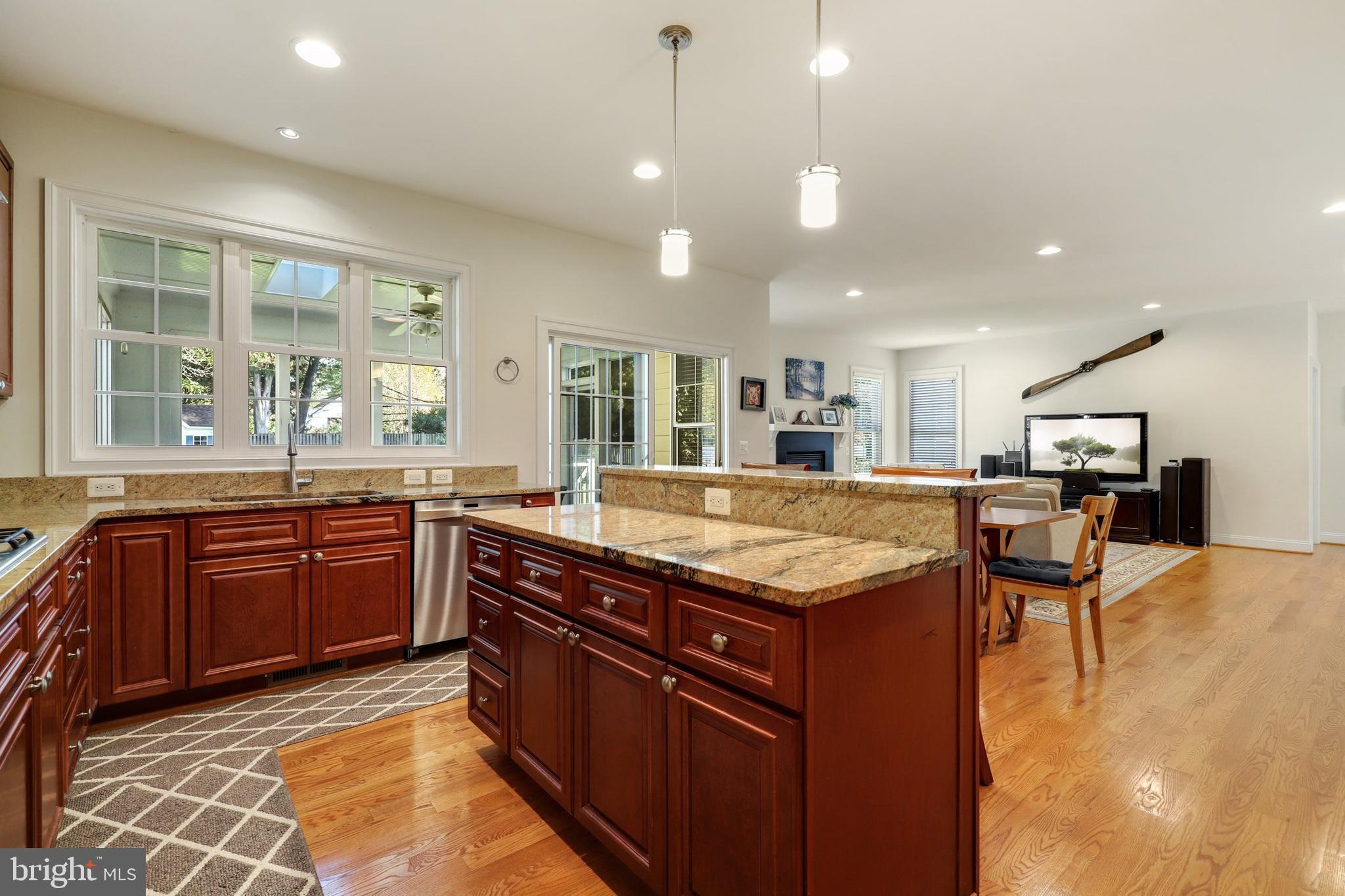 2907 Meadow View Road Falls Church, VA 22042 - Photo 14 of 50 Gallery Image 14