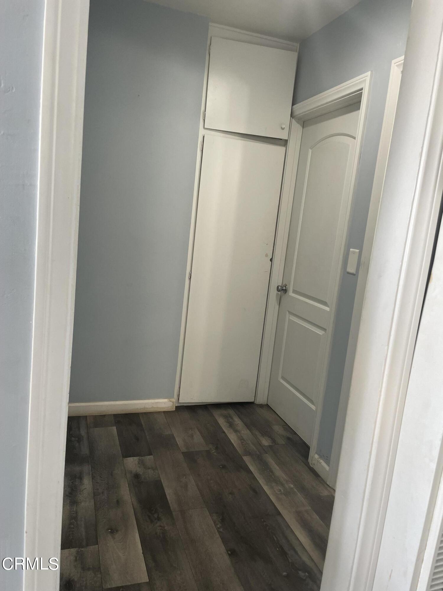 5406 Roland Way Oxnard, CA 93033 - Photo 3 of 5 Doors