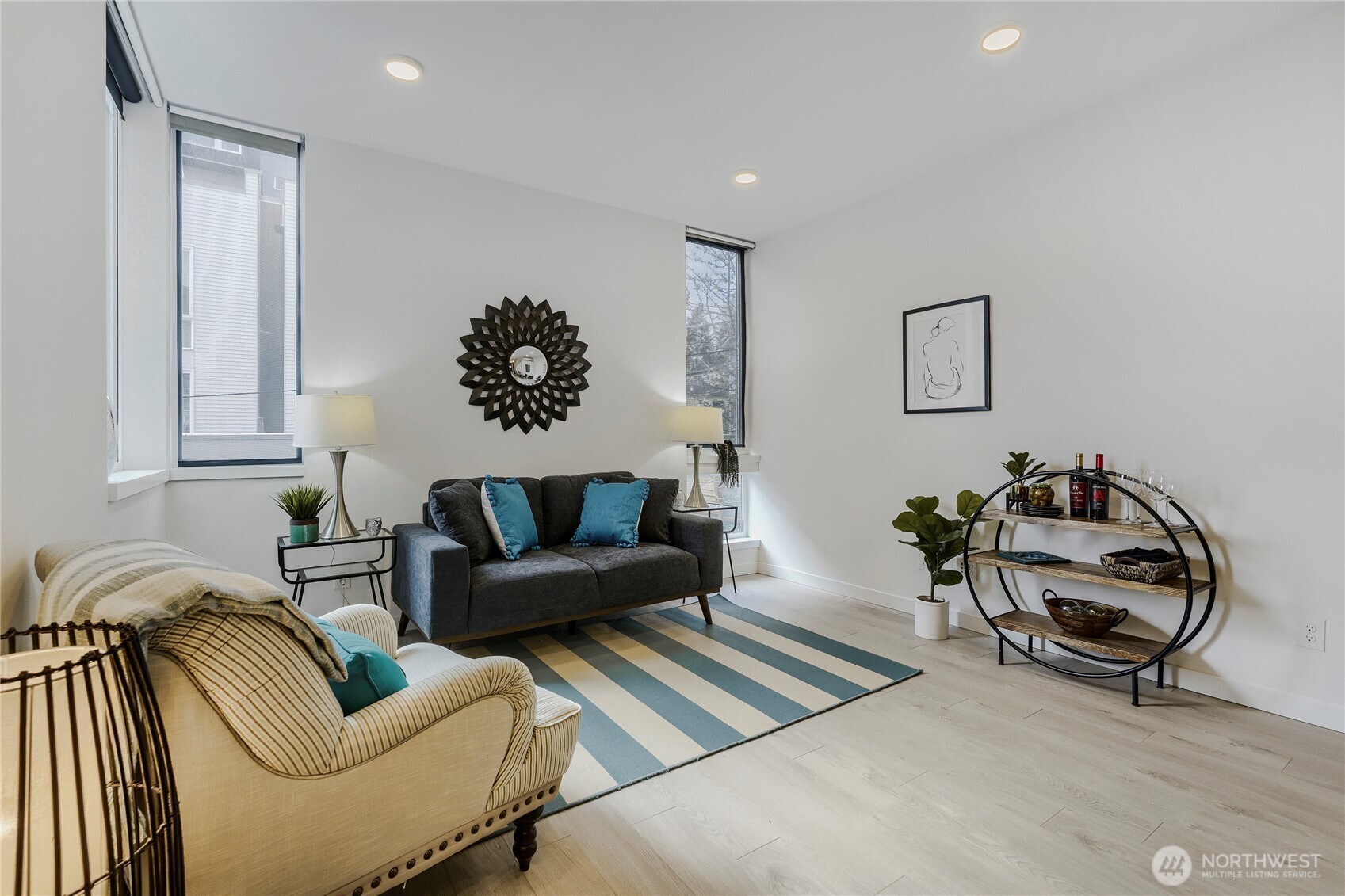 3070 Southwest Avalon Way, Unit G Seattle, WA 98126 - Photo 2 of 26