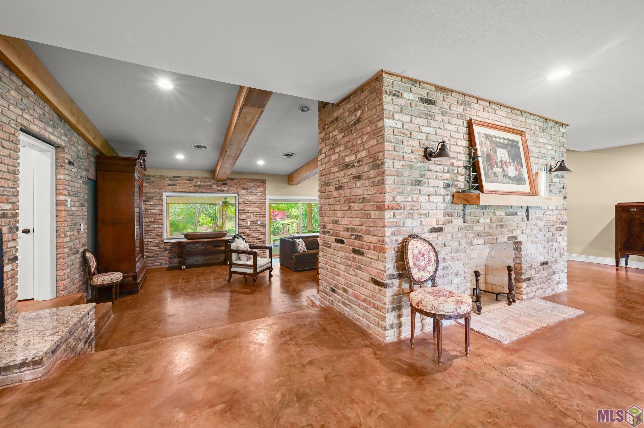 12024 Lovett Road Central, LA 70818 - Photo 16 of 38 Gallery Image 16