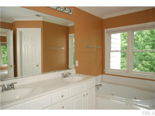 8108 Tylerton Drive Raleigh, NC 27613 - Photo 8 of 12 Master Bath/Spa
