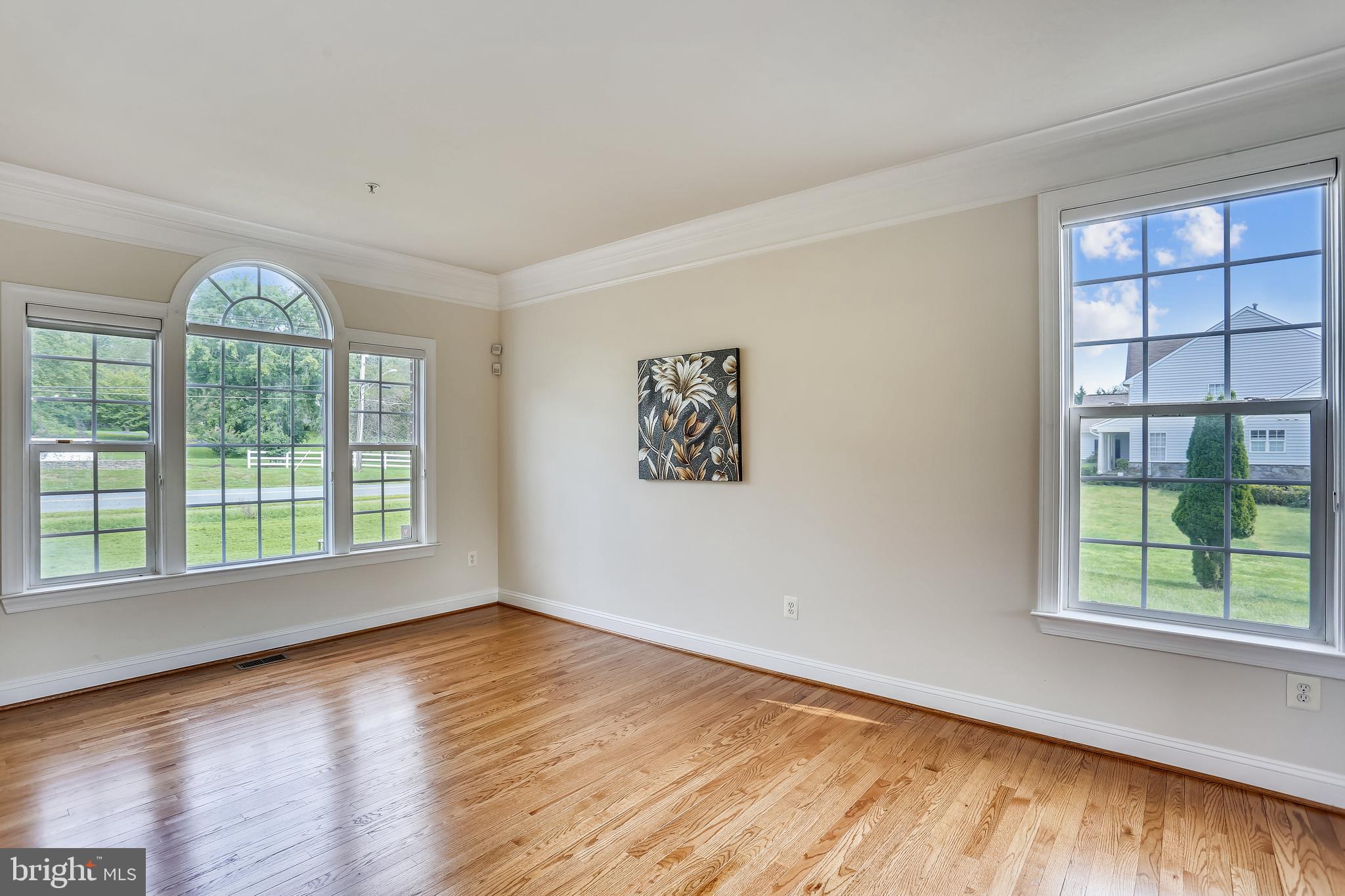 22401 Goshen School Road Laytonsville, MD 20882 - Photo 21 of 122 Living Room