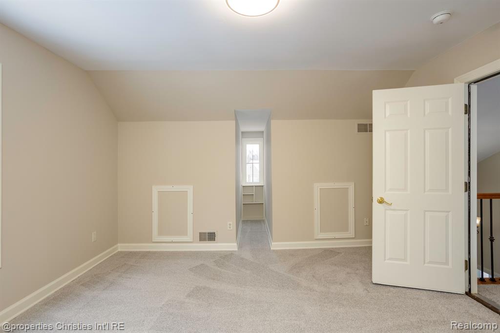 1101 Pine Ridge Road Milford, MI 48380 - Photo 33 of 54