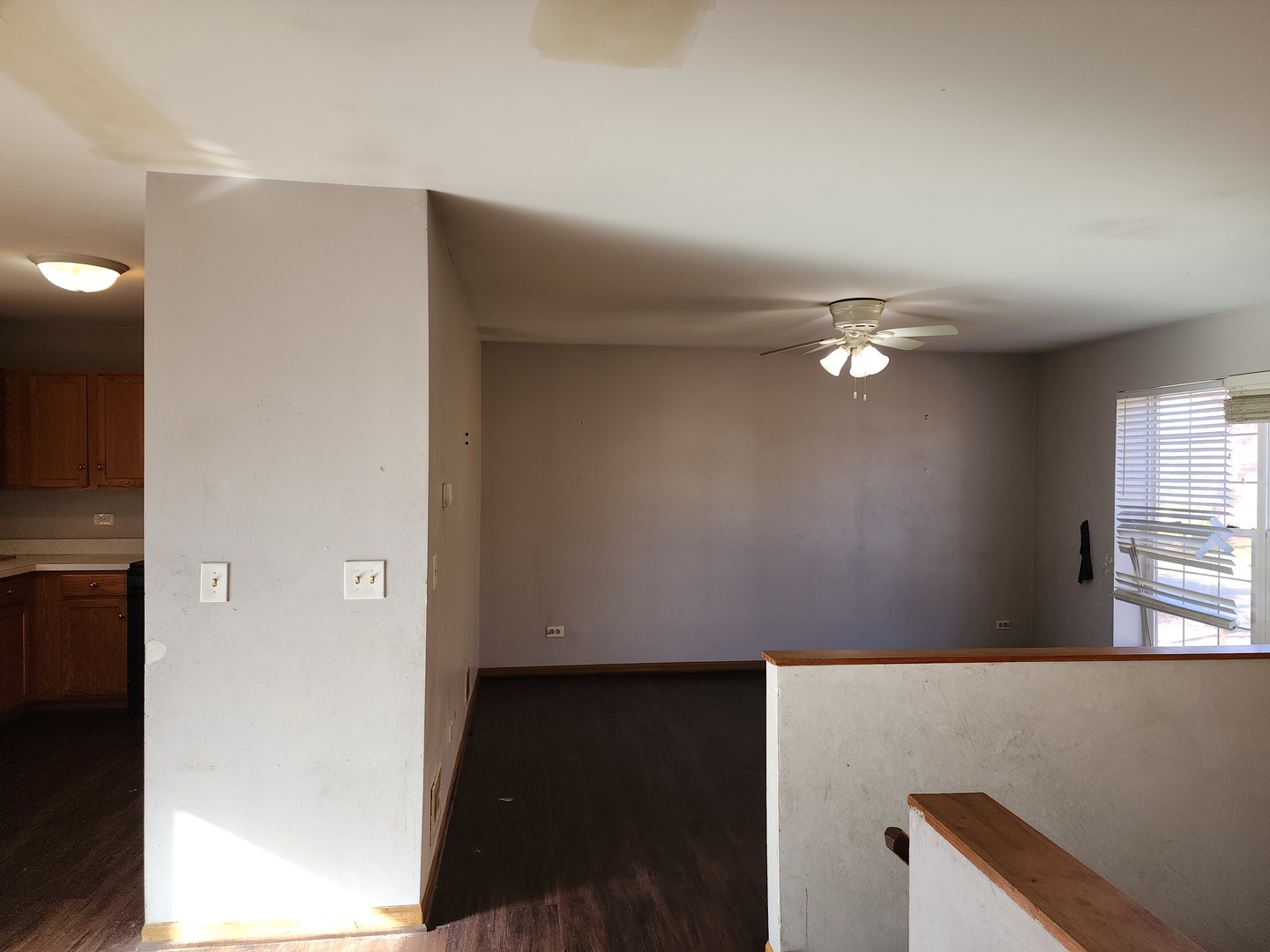 5216 Riviera Boulevard Plainfield, IL 60586 - Photo 2 of 14
