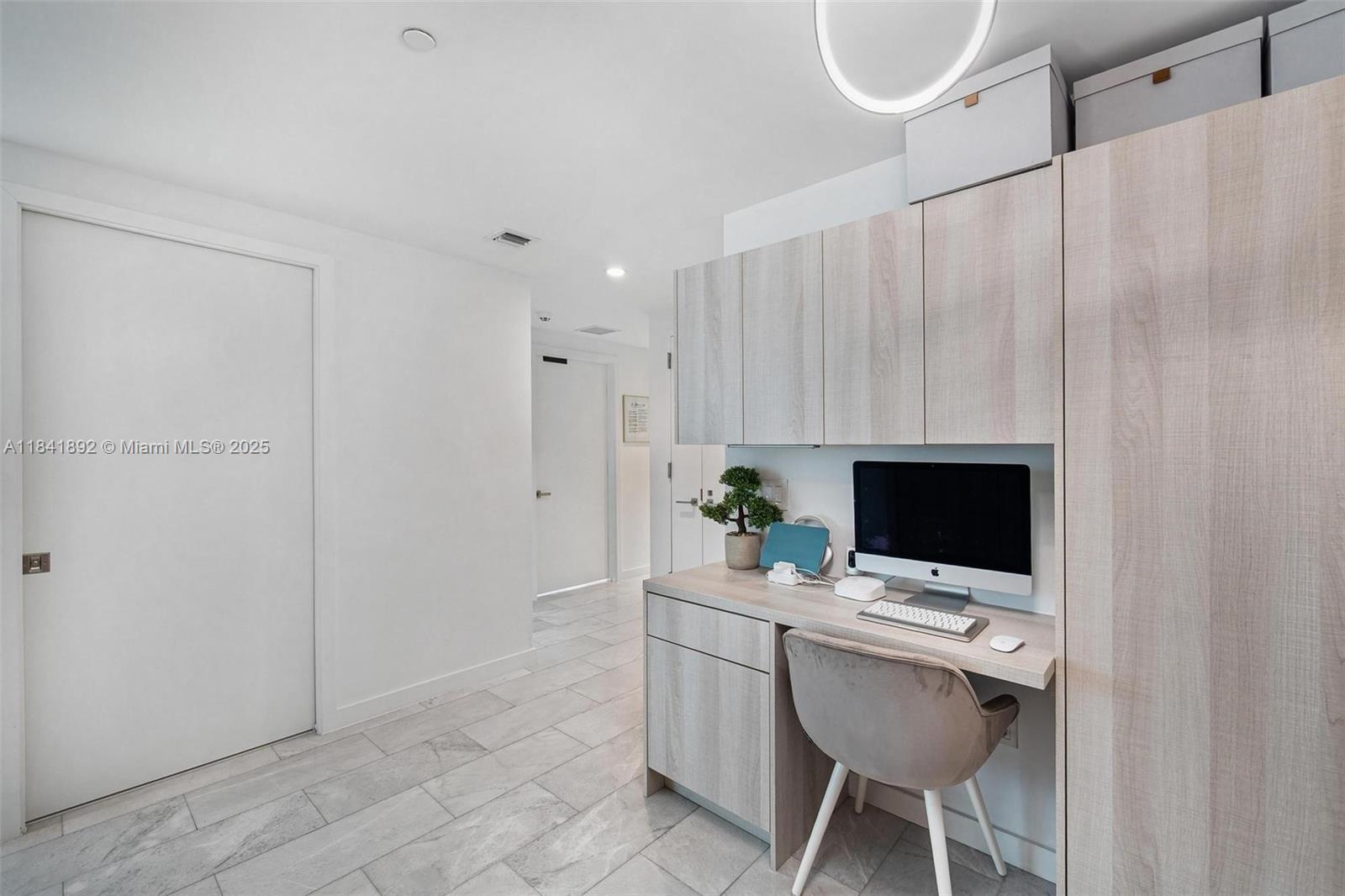 650 Northeast 32nd Street, Unit 2101 Miami, FL 33137 - Photo 21 of 62