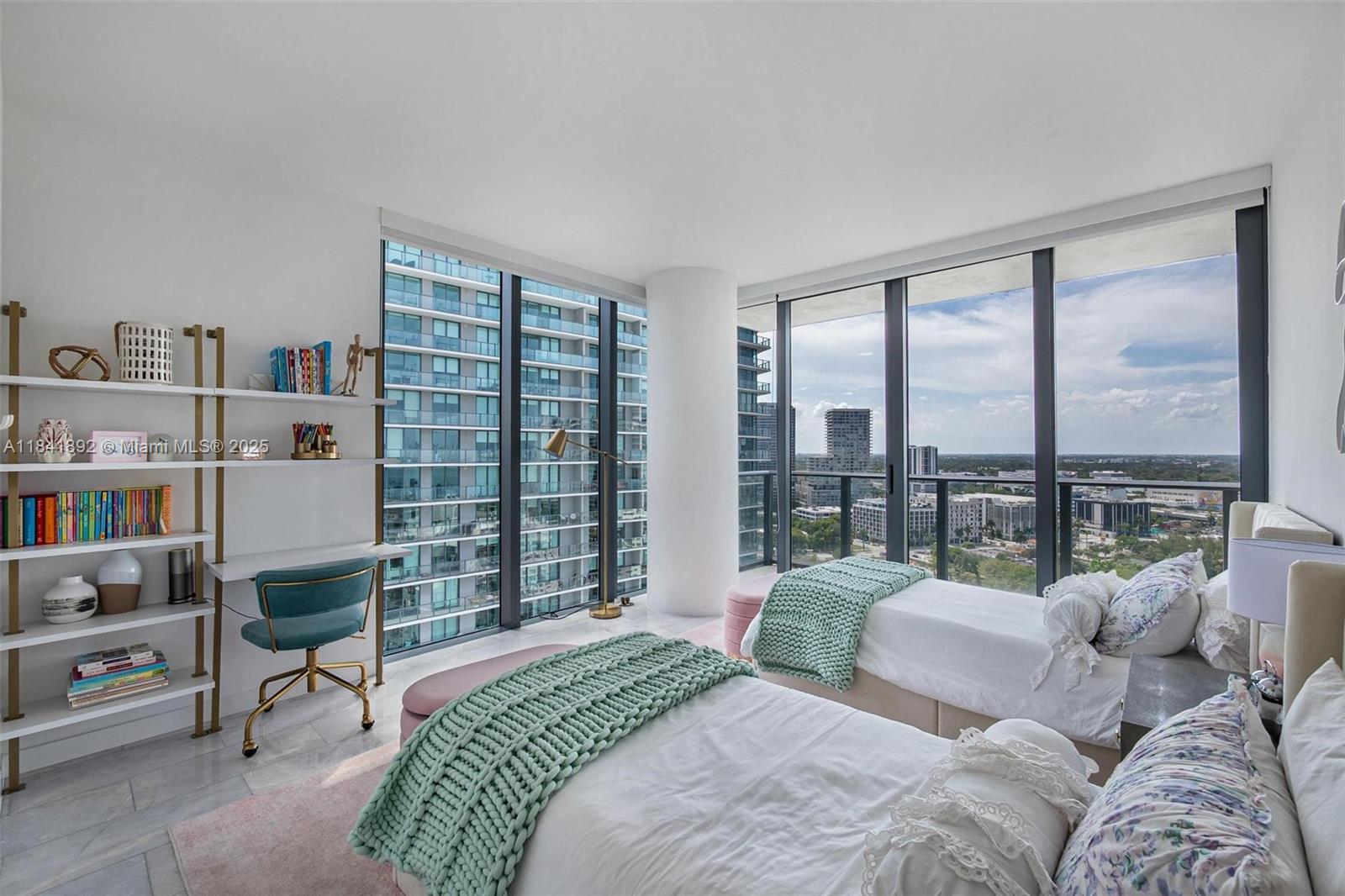 650 Northeast 32nd Street, Unit 2101 Miami, FL 33137 - Photo 30 of 62