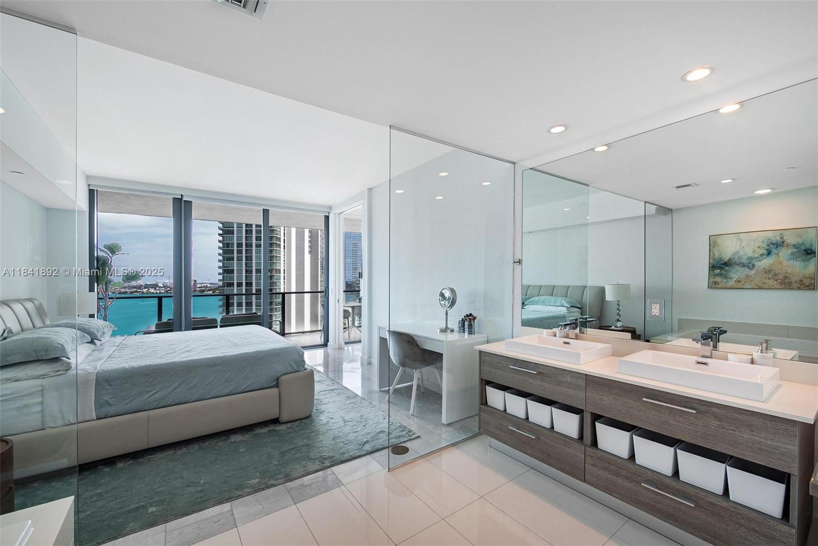 650 Northeast 32nd Street, Unit 2101 Miami, FL 33137 - Photo 9 of 62