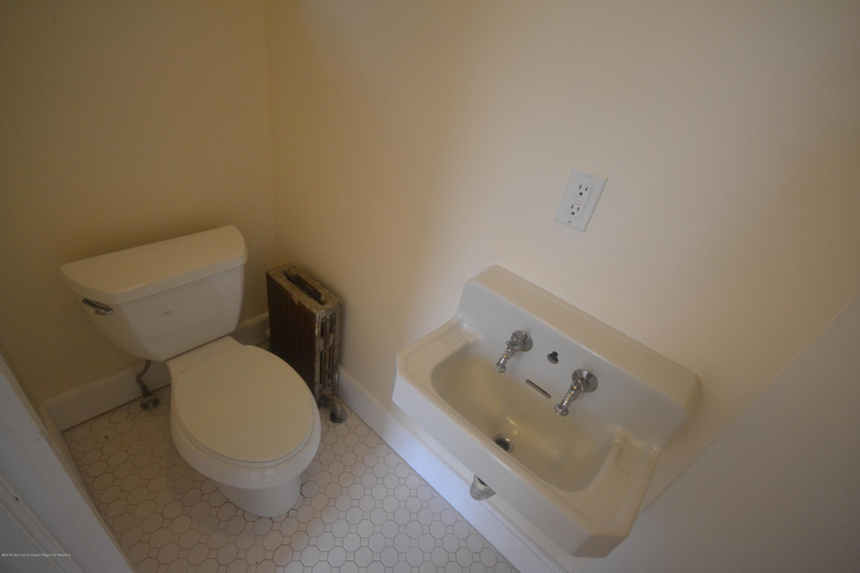 1218 Maplewood Road Belmar, NJ 07719 - Photo 8 of 12 bath 2b