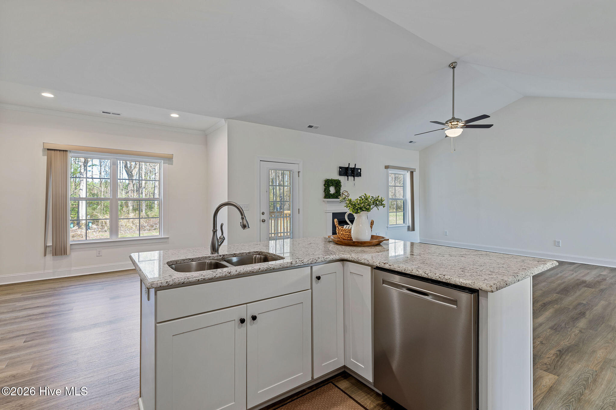 69 North Rippling Court Smithfield, NC 27577 - Photo 13 of 28 Kitchen