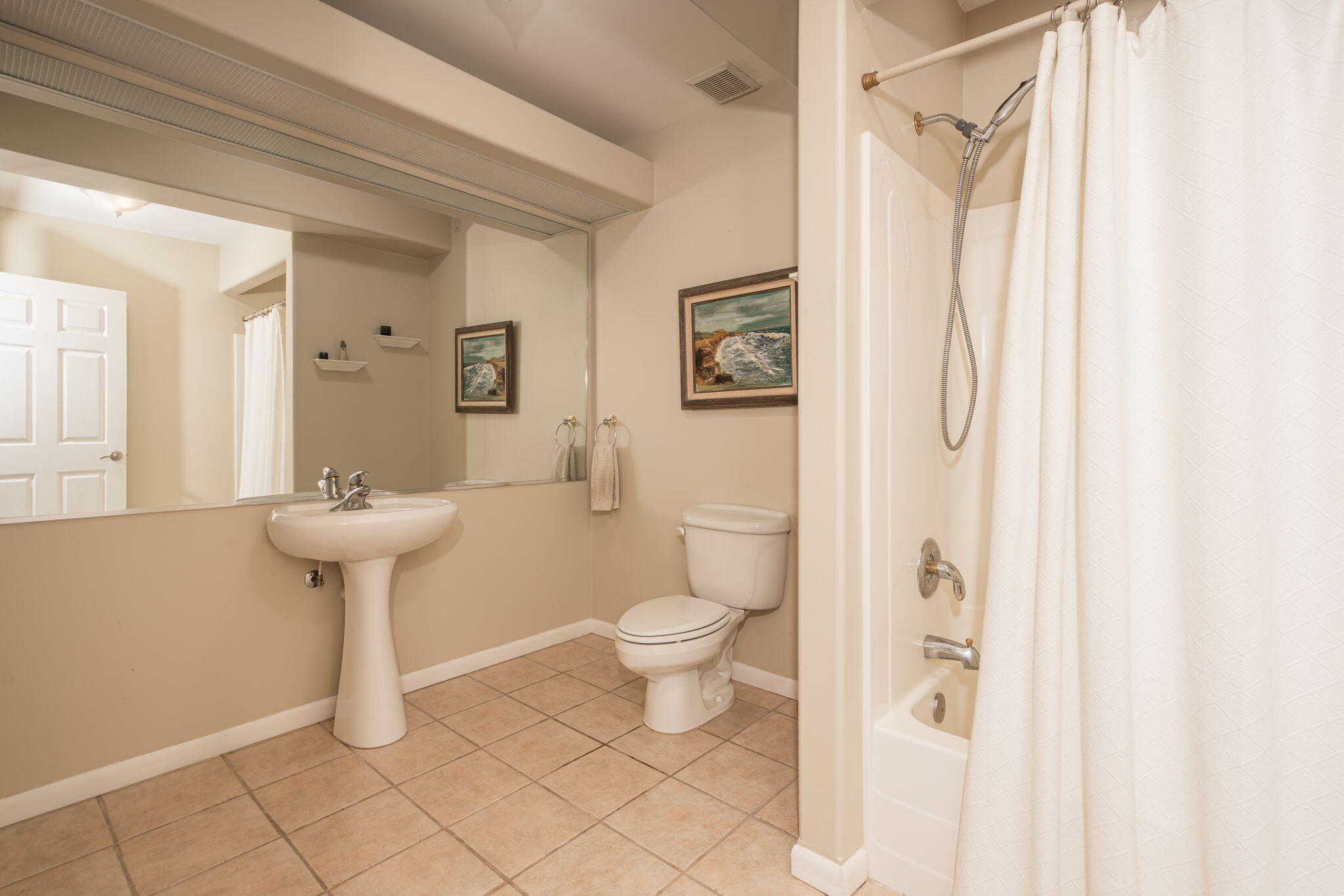 3801 Fawn Drive Rochester, MI 48306 - Photo 37 of 64 39-web-or-mls-interiors-39
