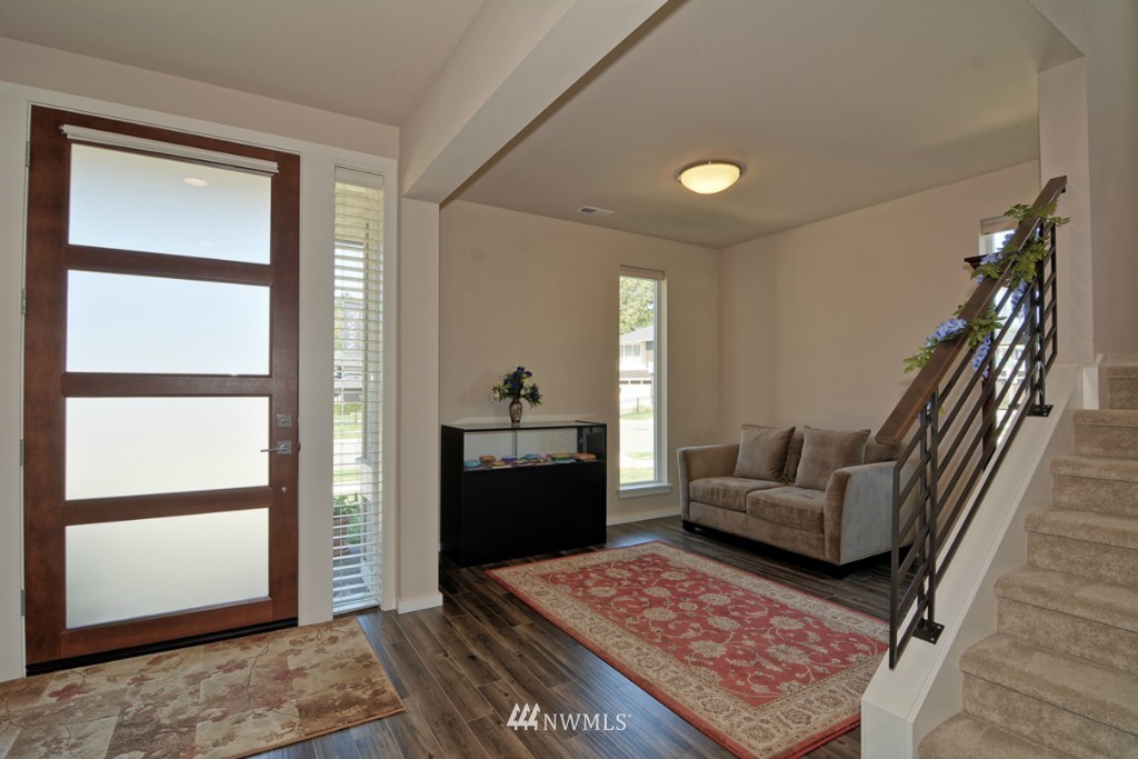17101 39th Drive Southeast Bothell, WA 98012 - Photo 2 of 25 Gallery Image 2