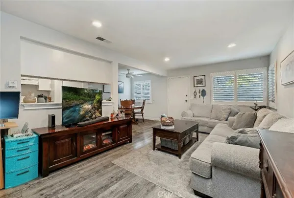 $565,000 | 16406 Vista Roma Circle, Unit 115, Huntington Beach, CA 92649
