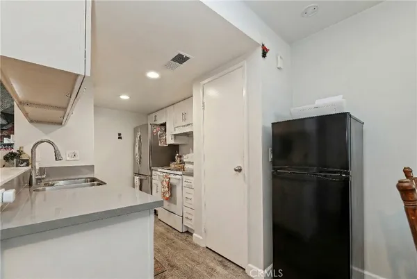 $565,000 | 16406 Vista Roma Circle, Unit 115, Huntington Beach, CA 92649