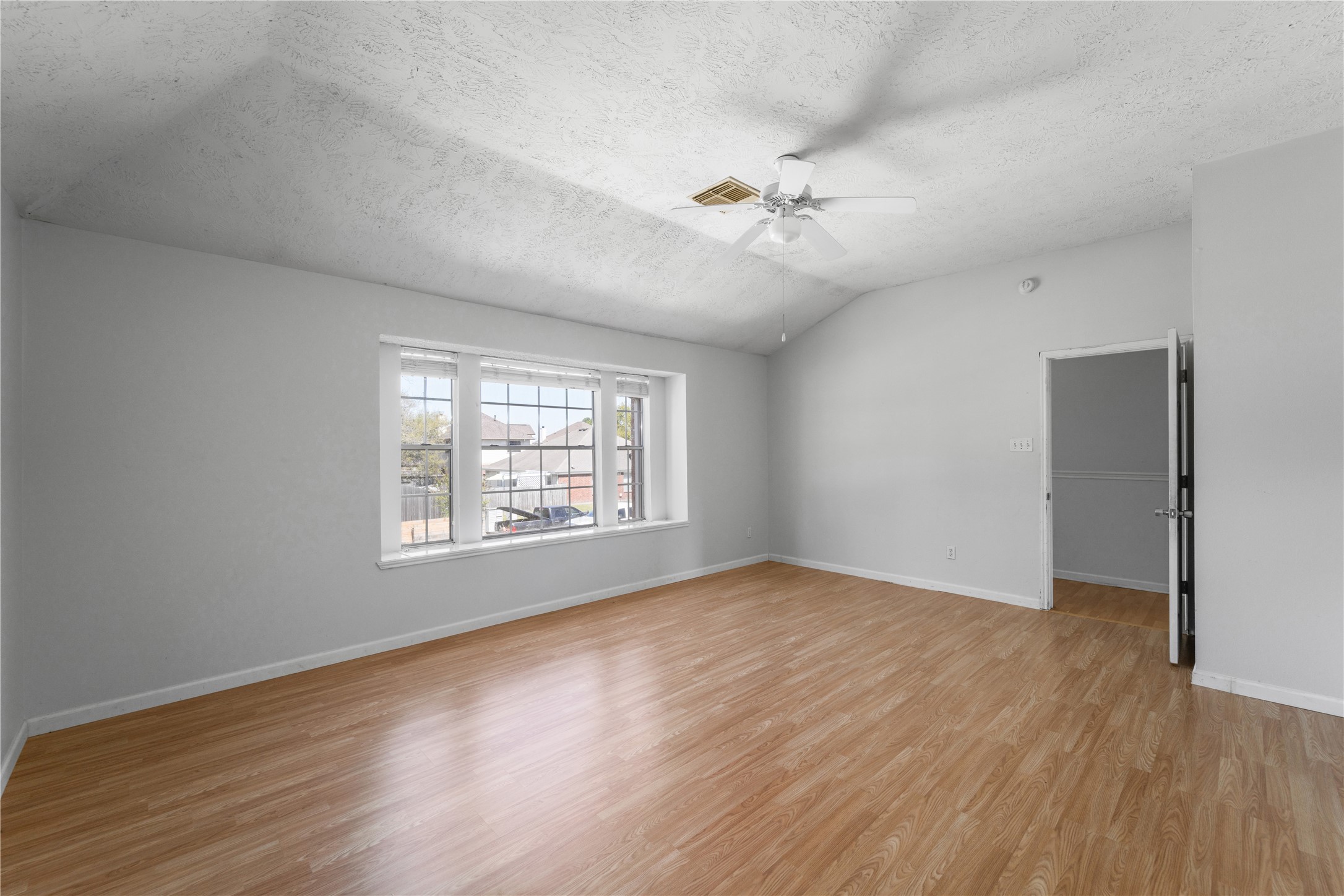 11959 Swords Creek Road Houston, TX 77067 - Photo 22 of 30