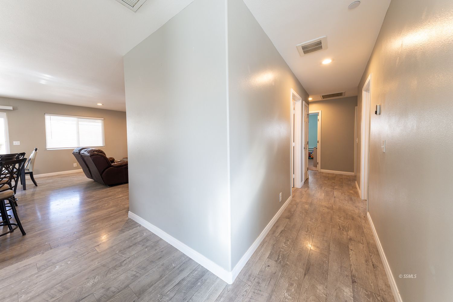1009 South Yorktown Street Ridgecrest, CA 93555 - Photo 6 of 31 Gallery Image 6