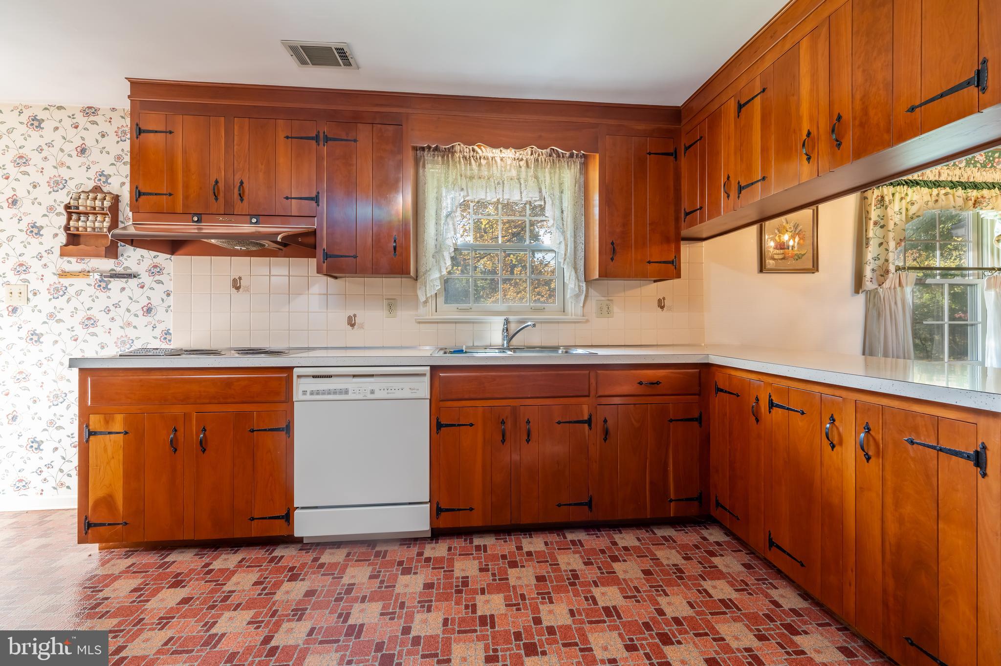 830 Store Road Harleysville, PA 19438 - Photo 11 of 36
