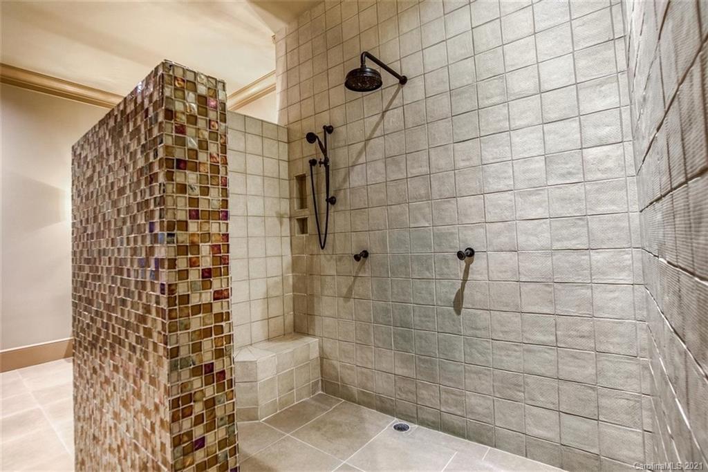 1950 Harris Road Charlotte, NC 28211 - Photo 14 of 48 Gallery Image 14
