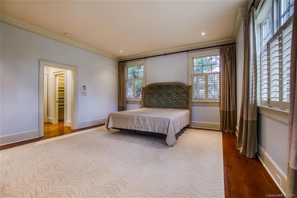1950 Harris Road Charlotte, NC 28211 - Photo 16 of 48 Gallery Image 16