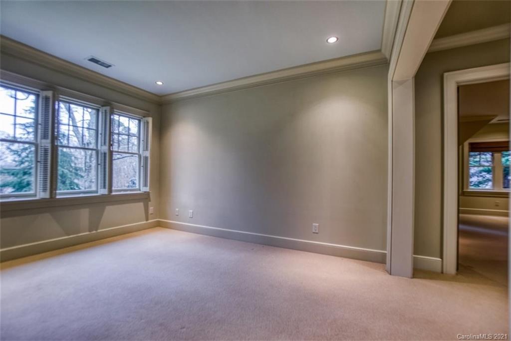 1950 Harris Road Charlotte, NC 28211 - Photo 31 of 48 Gallery Image 31