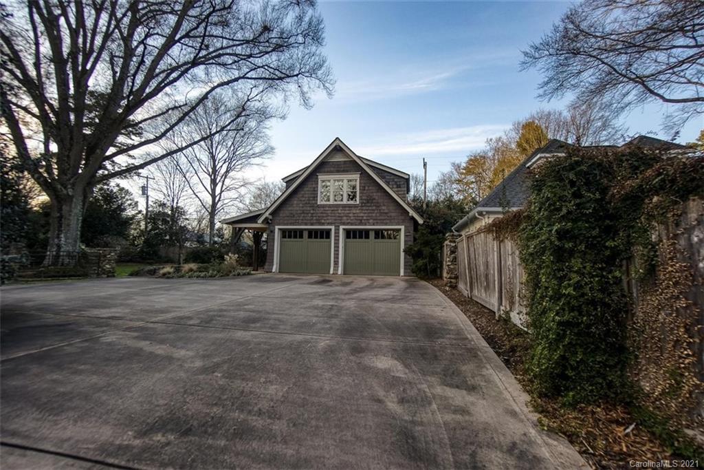 1950 Harris Road Charlotte, NC 28211 - Photo 44 of 48 Gallery Image 44