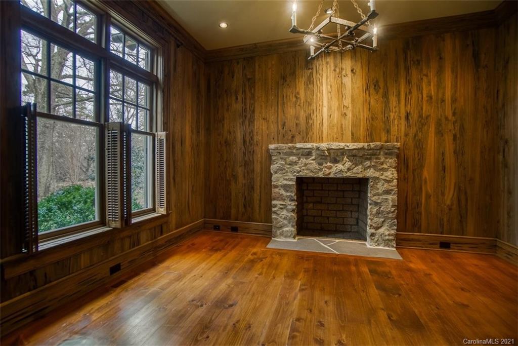 1950 Harris Road Charlotte, NC 28211 - Photo 7 of 48 Gallery Image 7