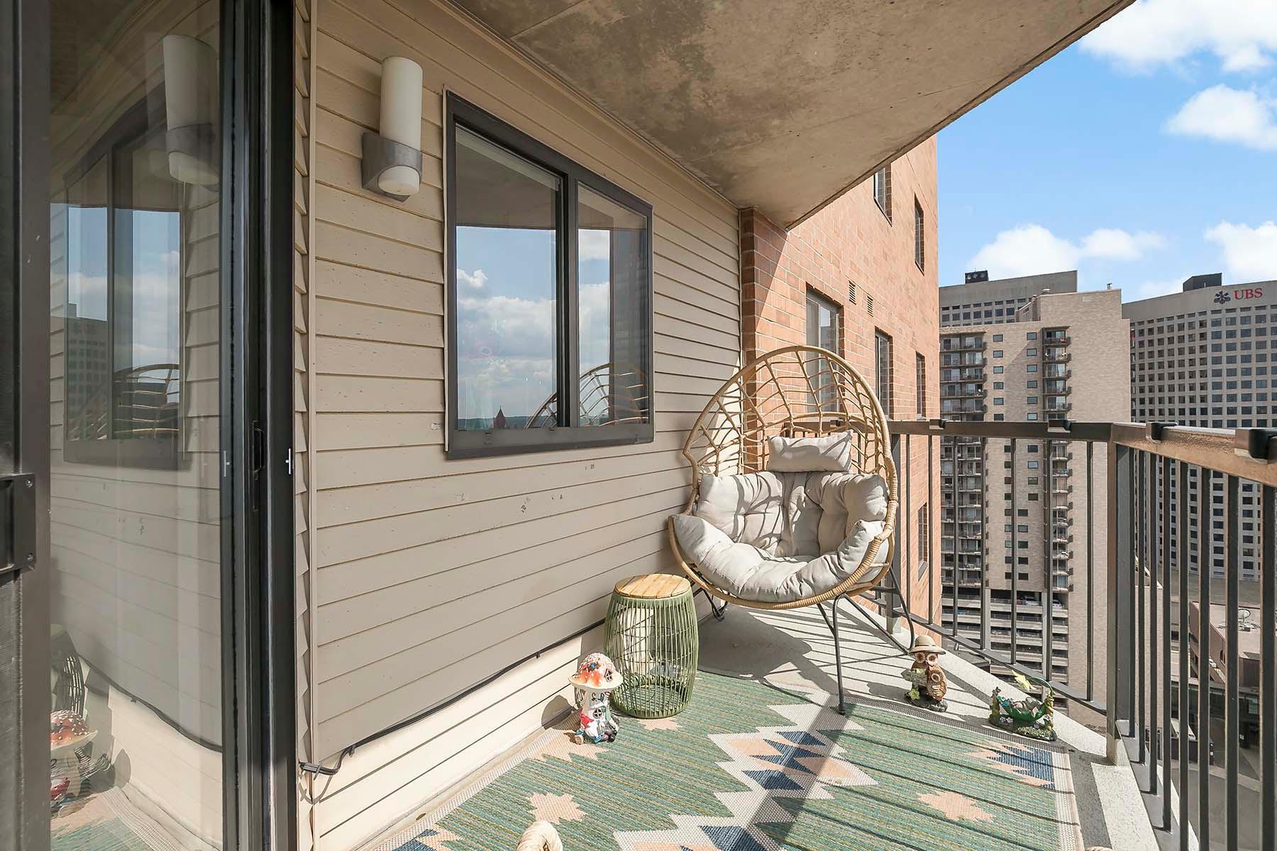 78 10th Street East, Unit 2004 St. Paul, MN 55101 - Photo 22 of 56