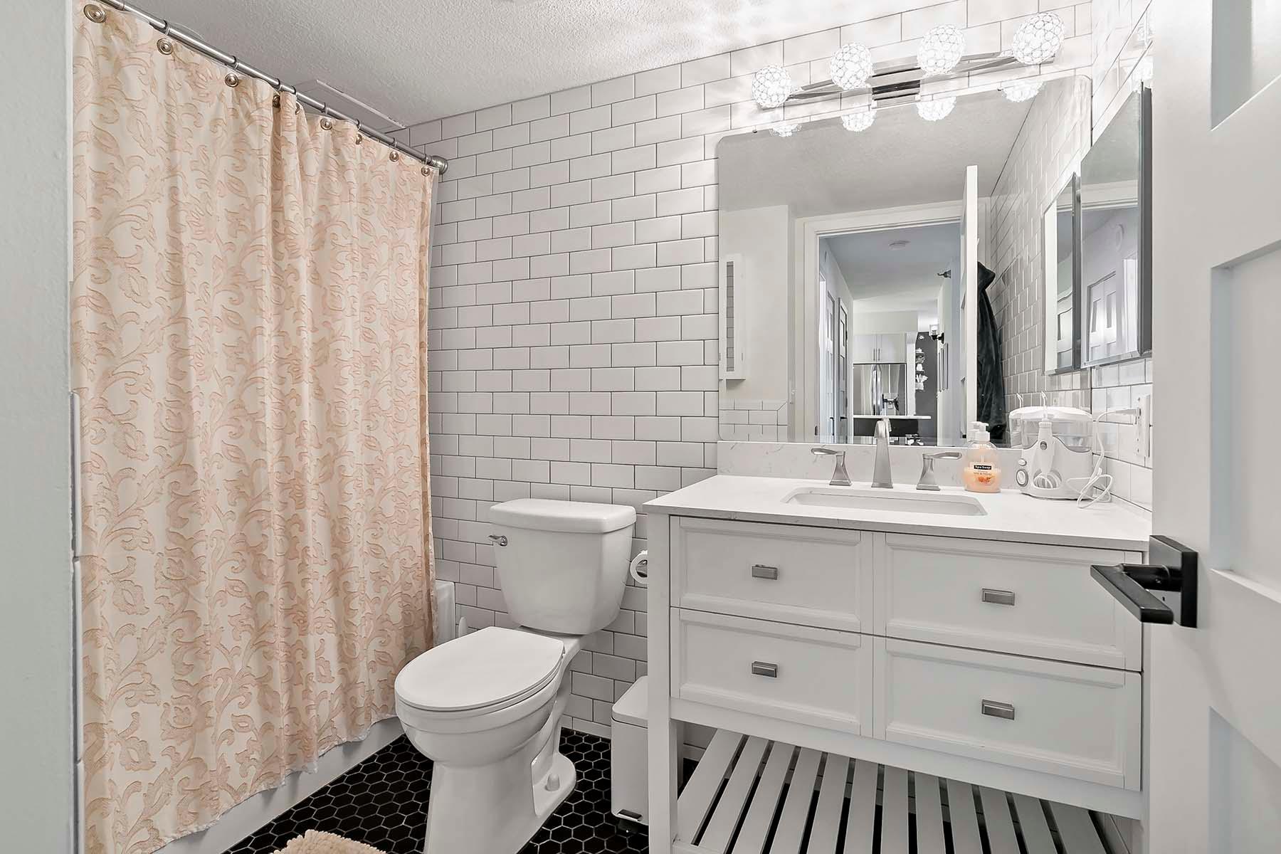 78 10th Street East, Unit 2004 St. Paul, MN 55101 - Photo 27 of 56